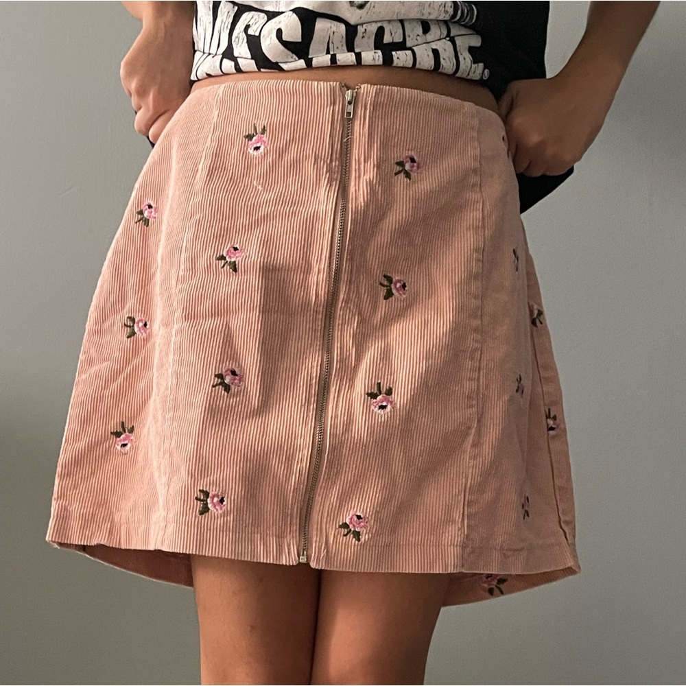 Cute girly flower printed corduroy skirt from pacsun